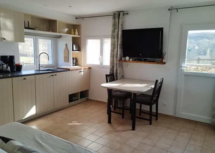 게스트하우스 Le Domaine Des Terres Blanches 3*