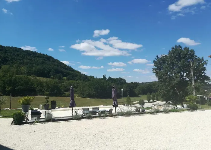 Le Domaine Des Terres Blanches