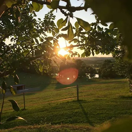 Le Domaine Des Terres Blanches 3*